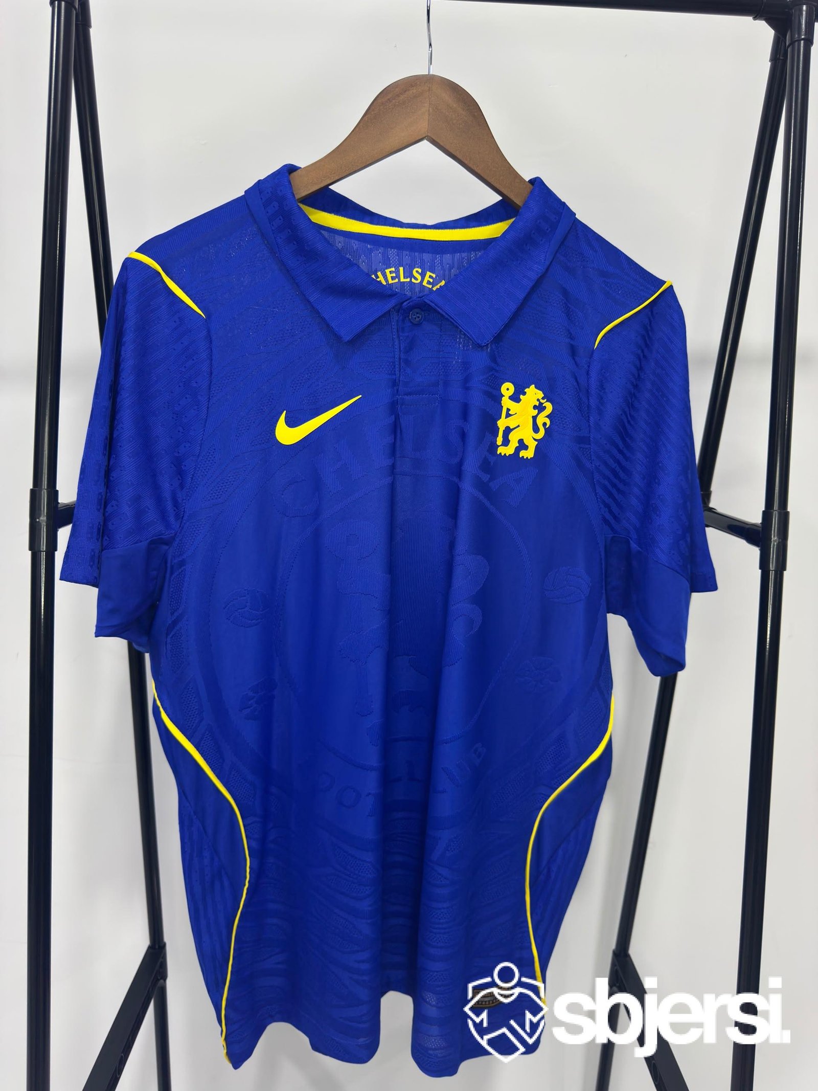 Chelsea Home kit - Player Issue