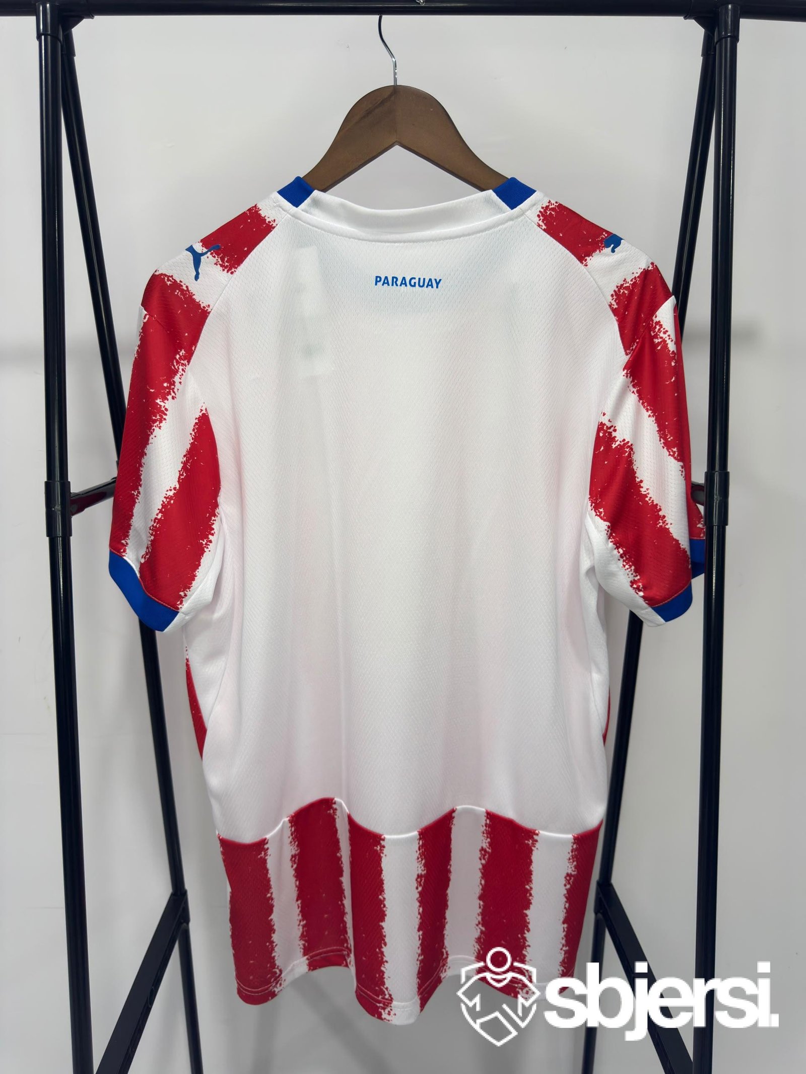 Paraguay Home kit - Fan issue - Image 2