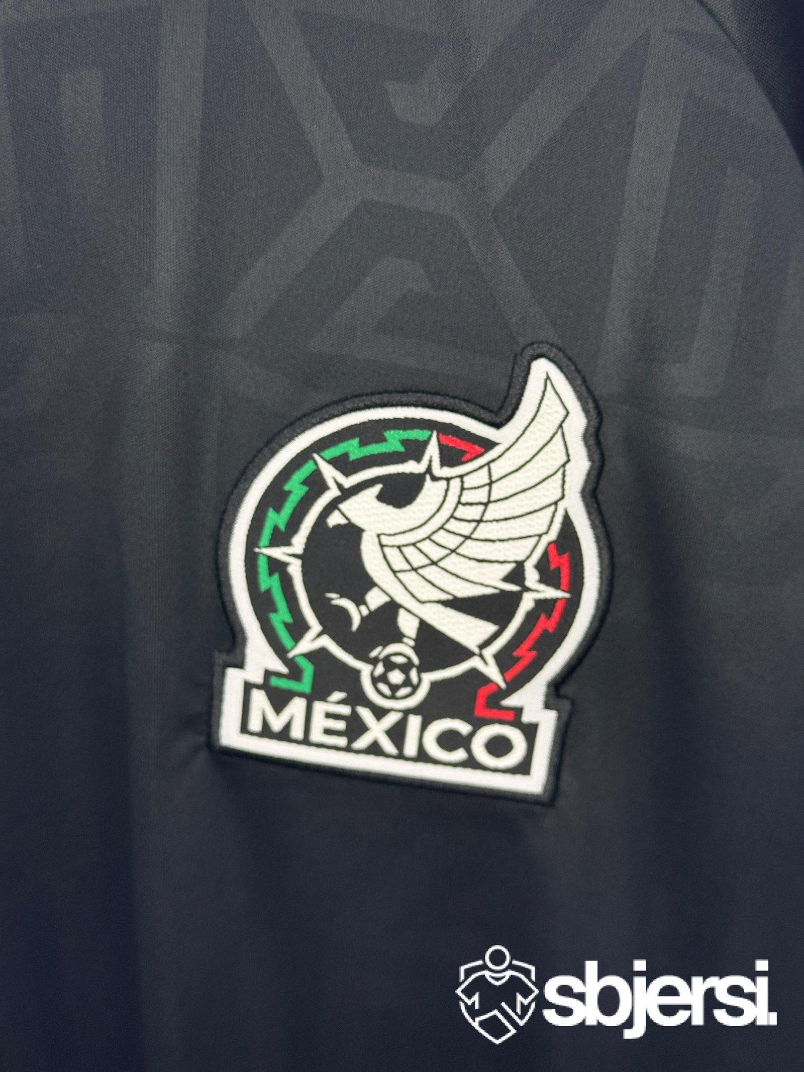 Mexico black kit - Fan issue - Image 3