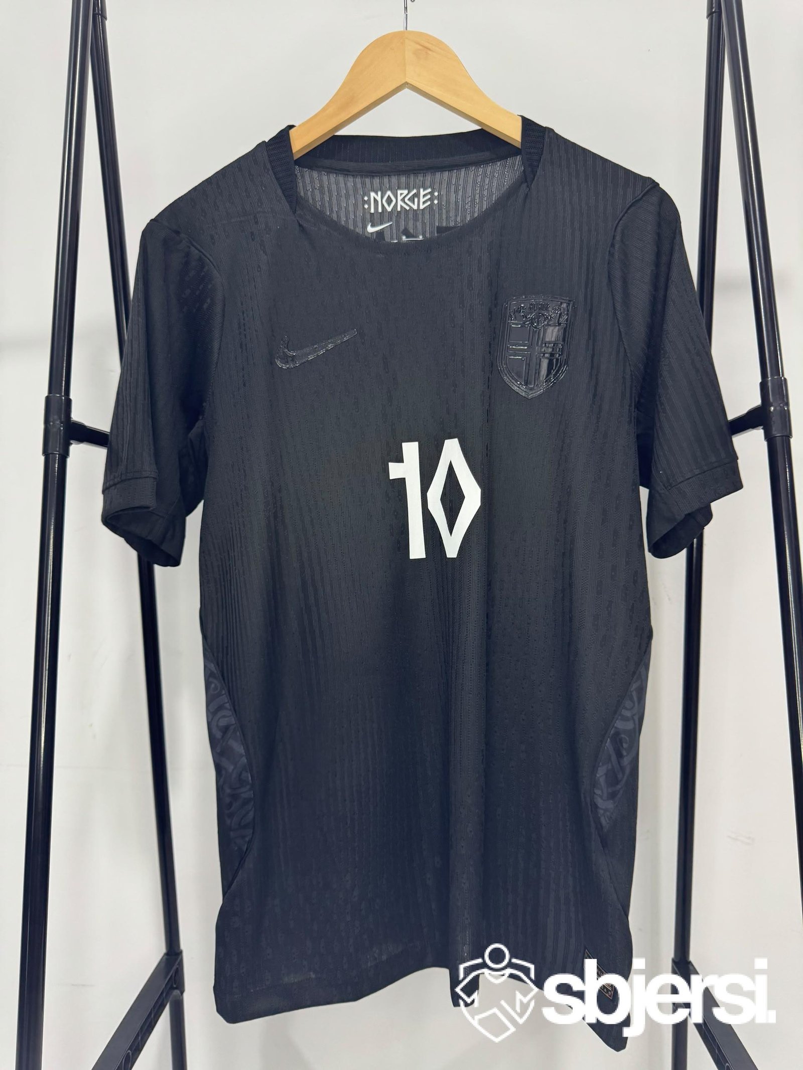 Norway Away kit (Odegaard) - Player issue