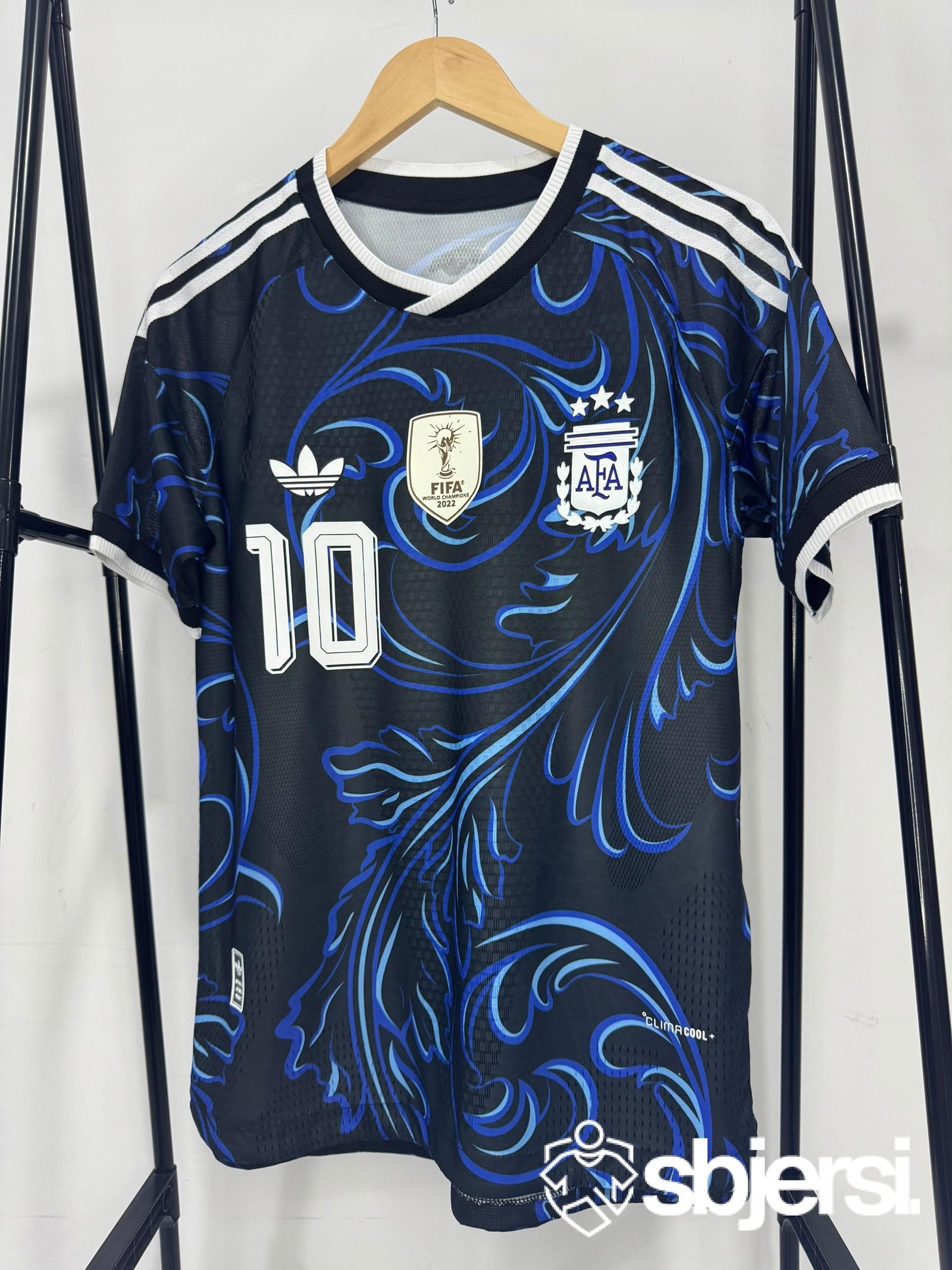 argentina-away-kit-messi