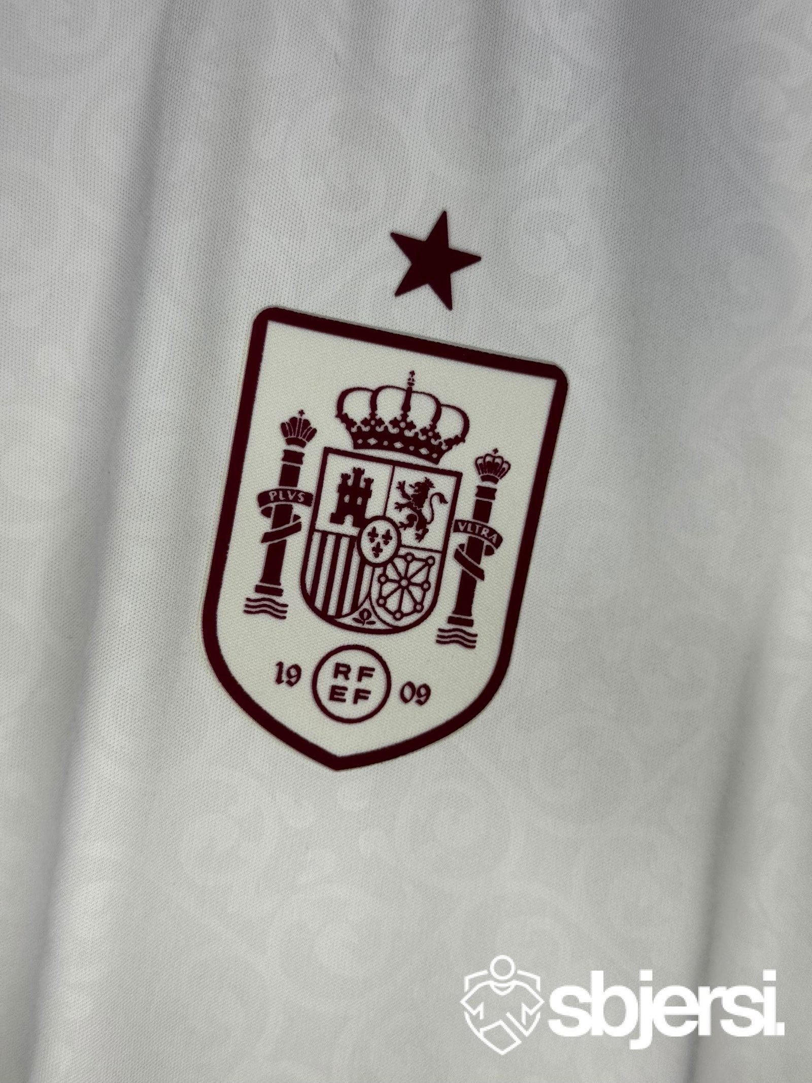 Spain Away Ladies - Fan issue - Image 3