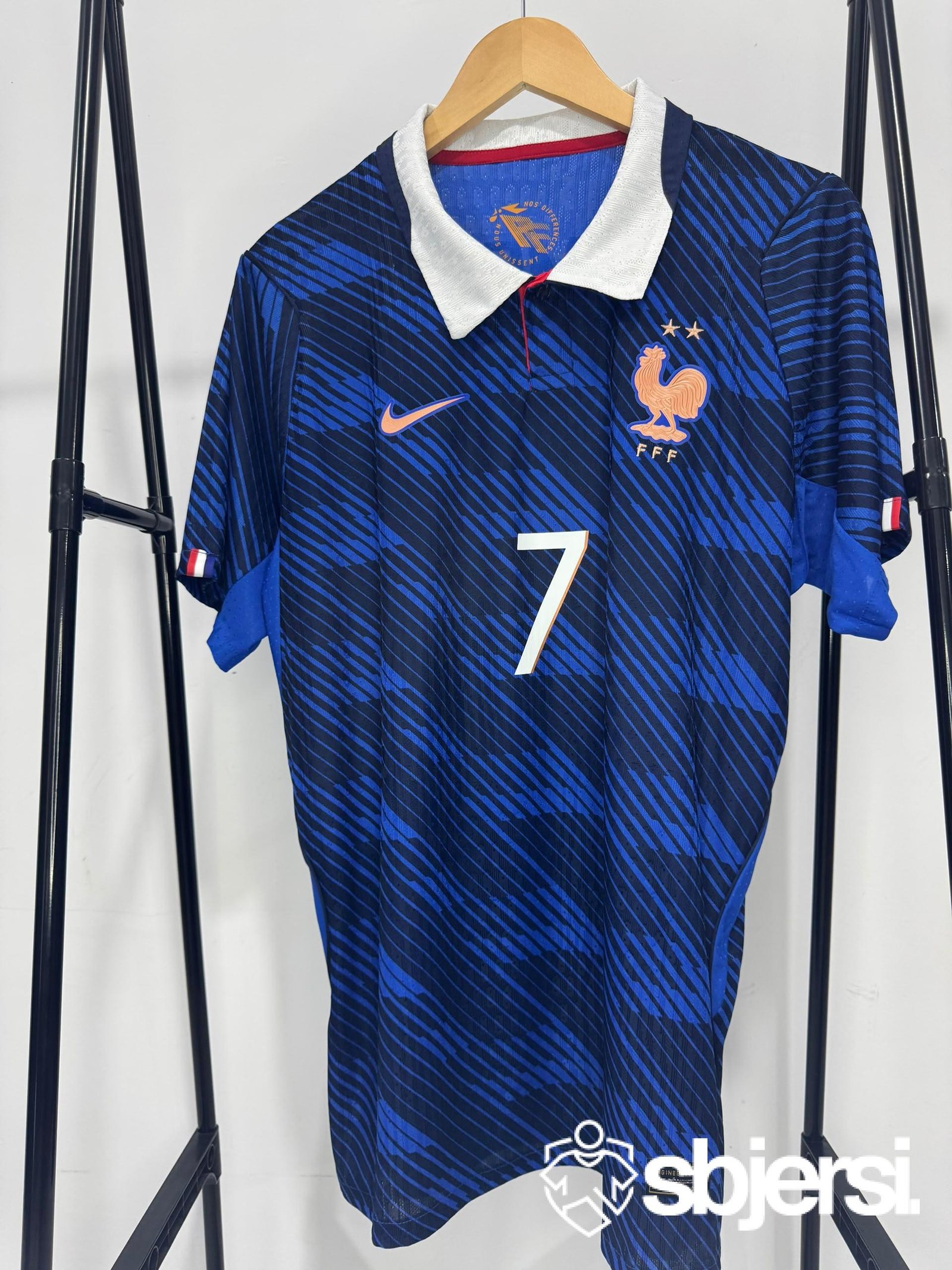france-home-kit-dembele-player-issue