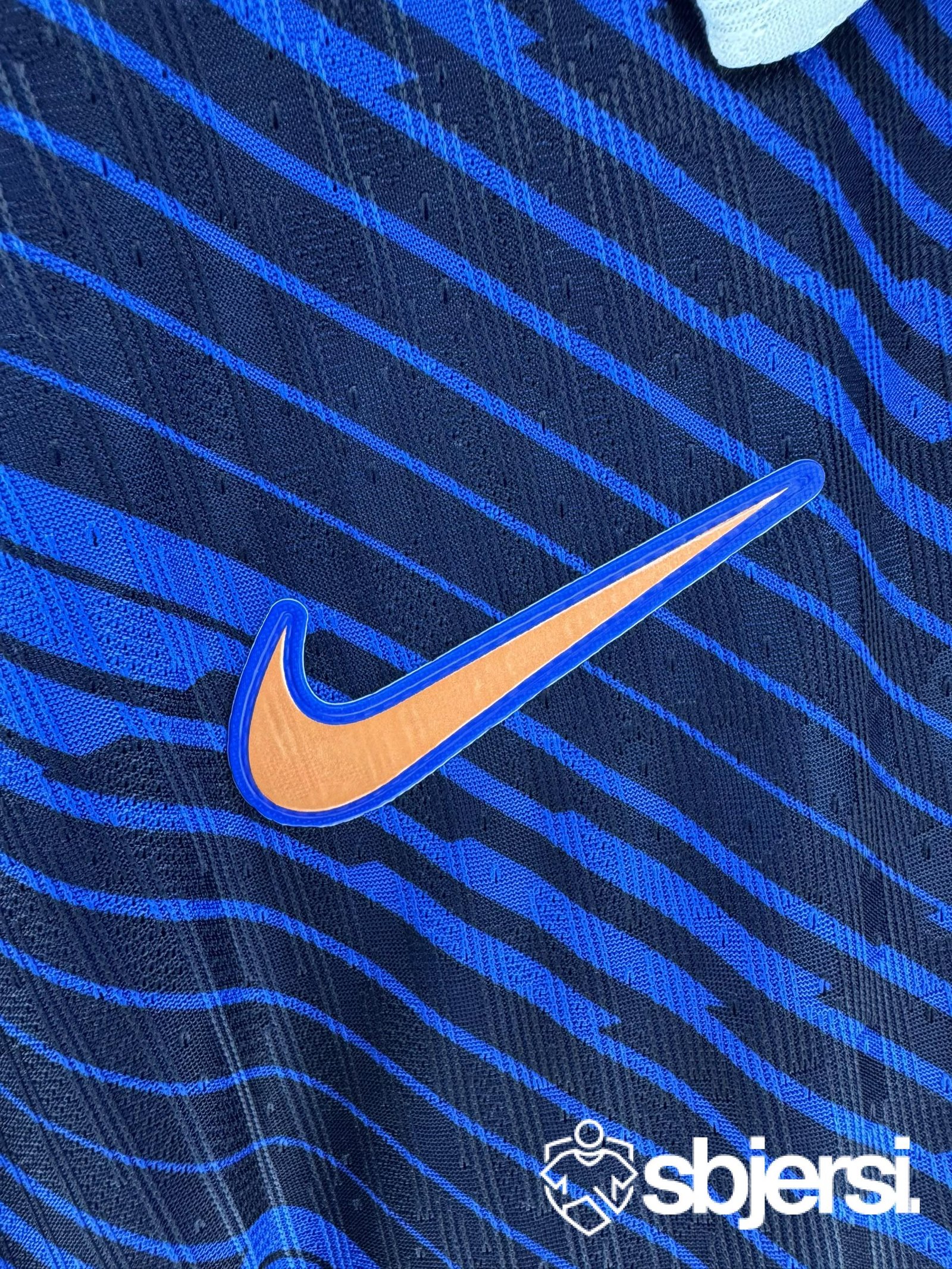 France Home kit (Doue) - Player issue - Image 3