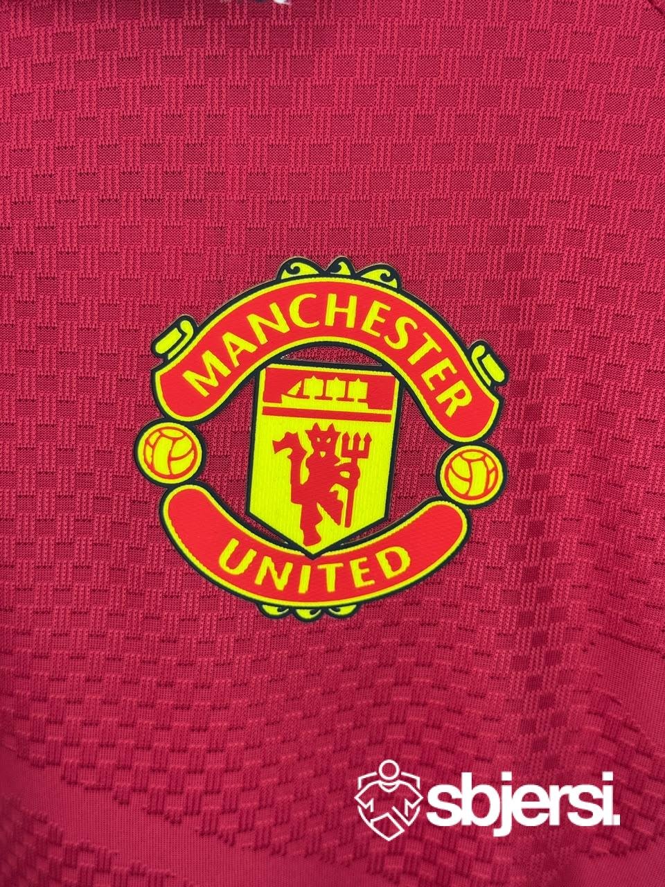 Manchester United Home kit - Player Issue - Image 3