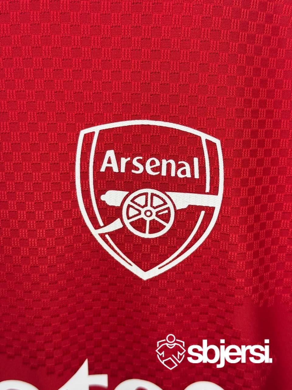 Arsenal Home kit - Player Issue - Image 2