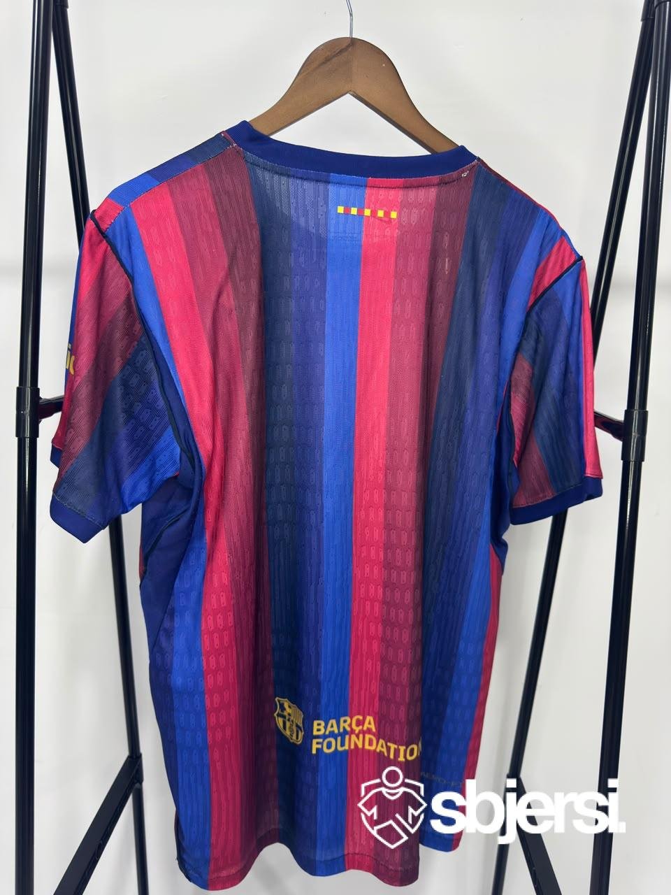 Barcelona Home kit - Player Issue - Image 2