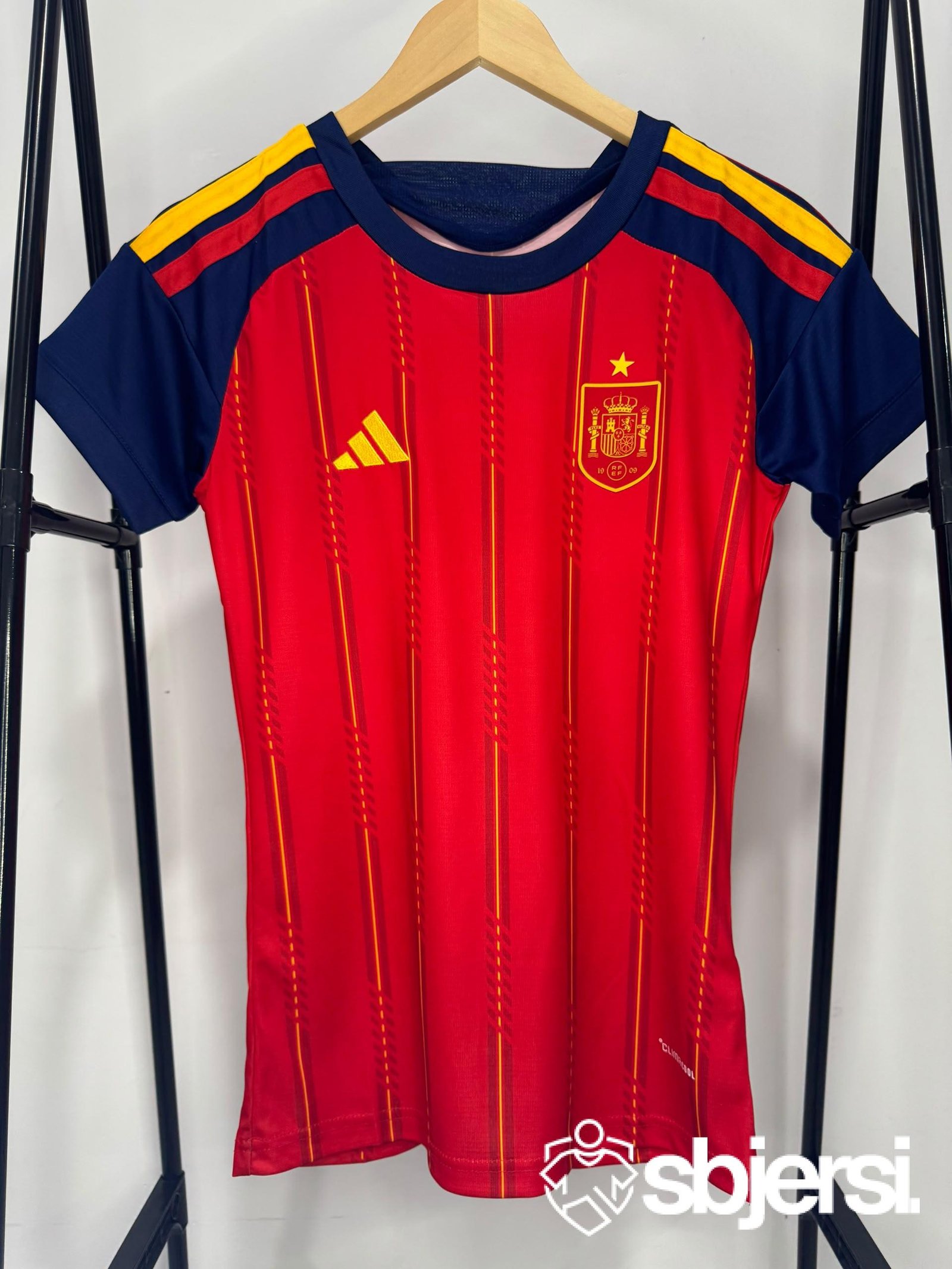 Spain Home Ladies - Fan Issue