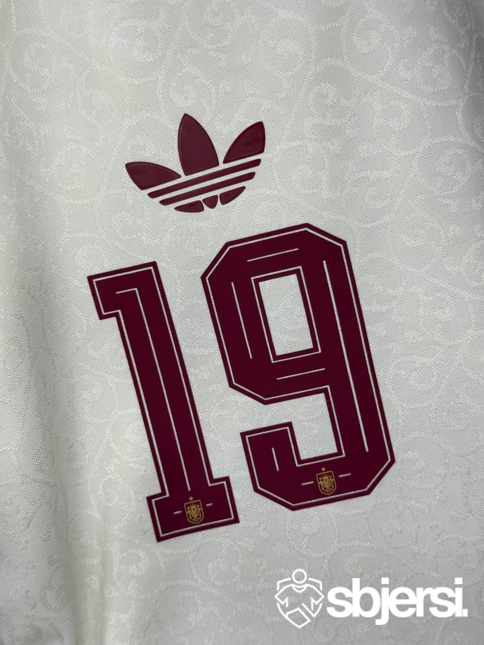 Spain Away kit (Yamal) - Player Issue - Image 3