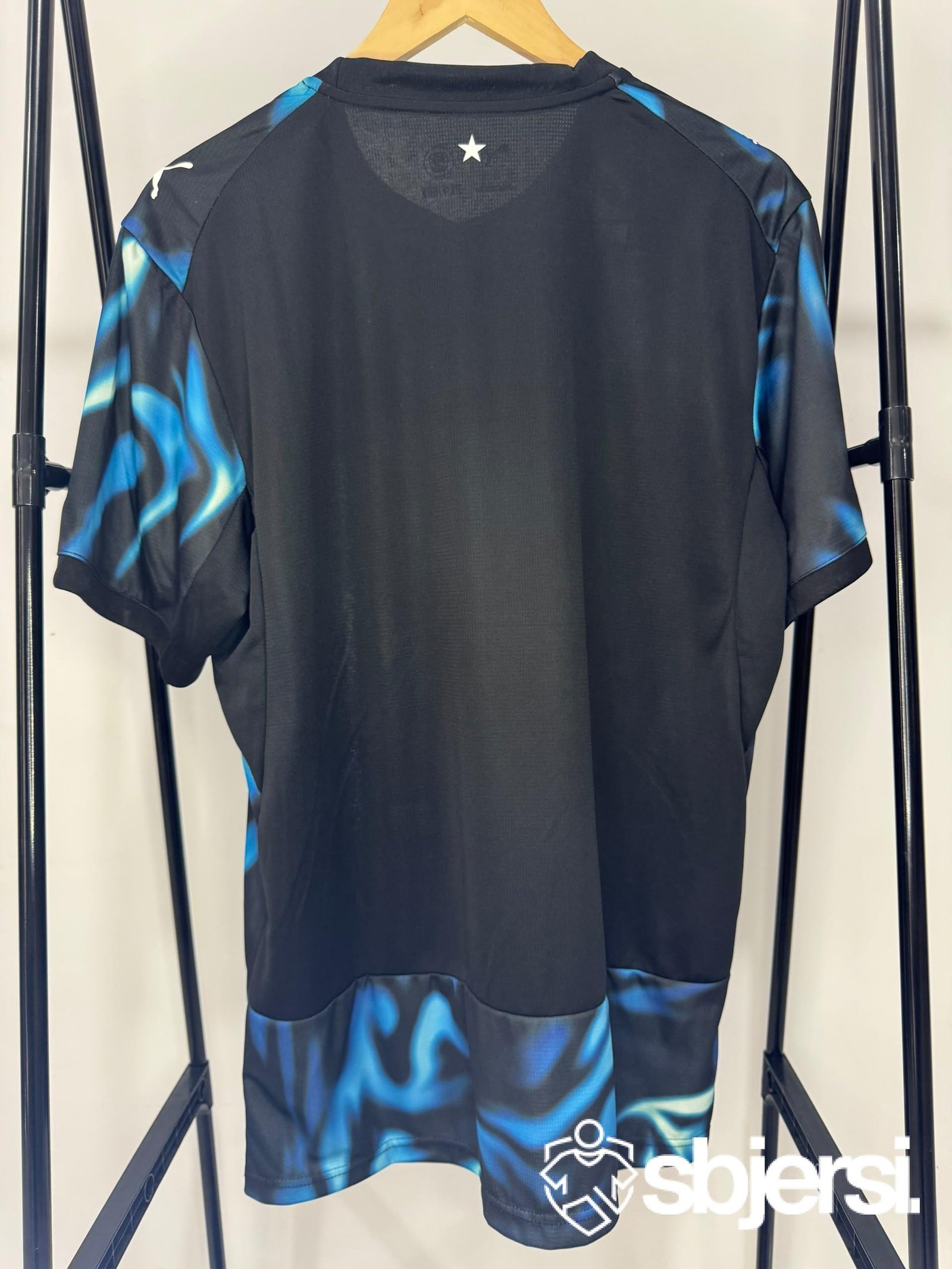 Paraguay Away kit - Fan Issue - Image 2