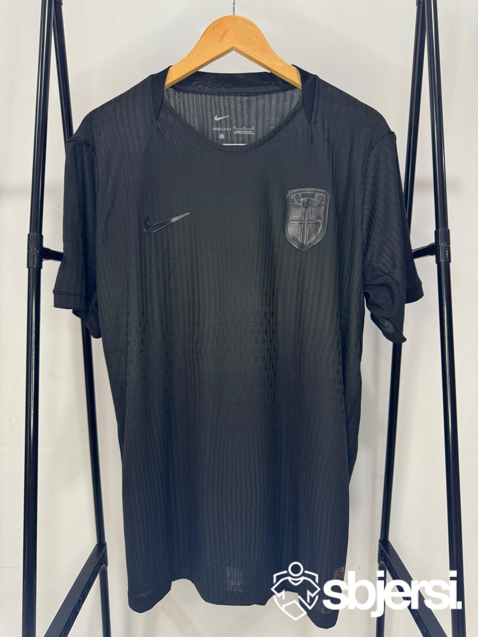 norway-away-kit-player-issue