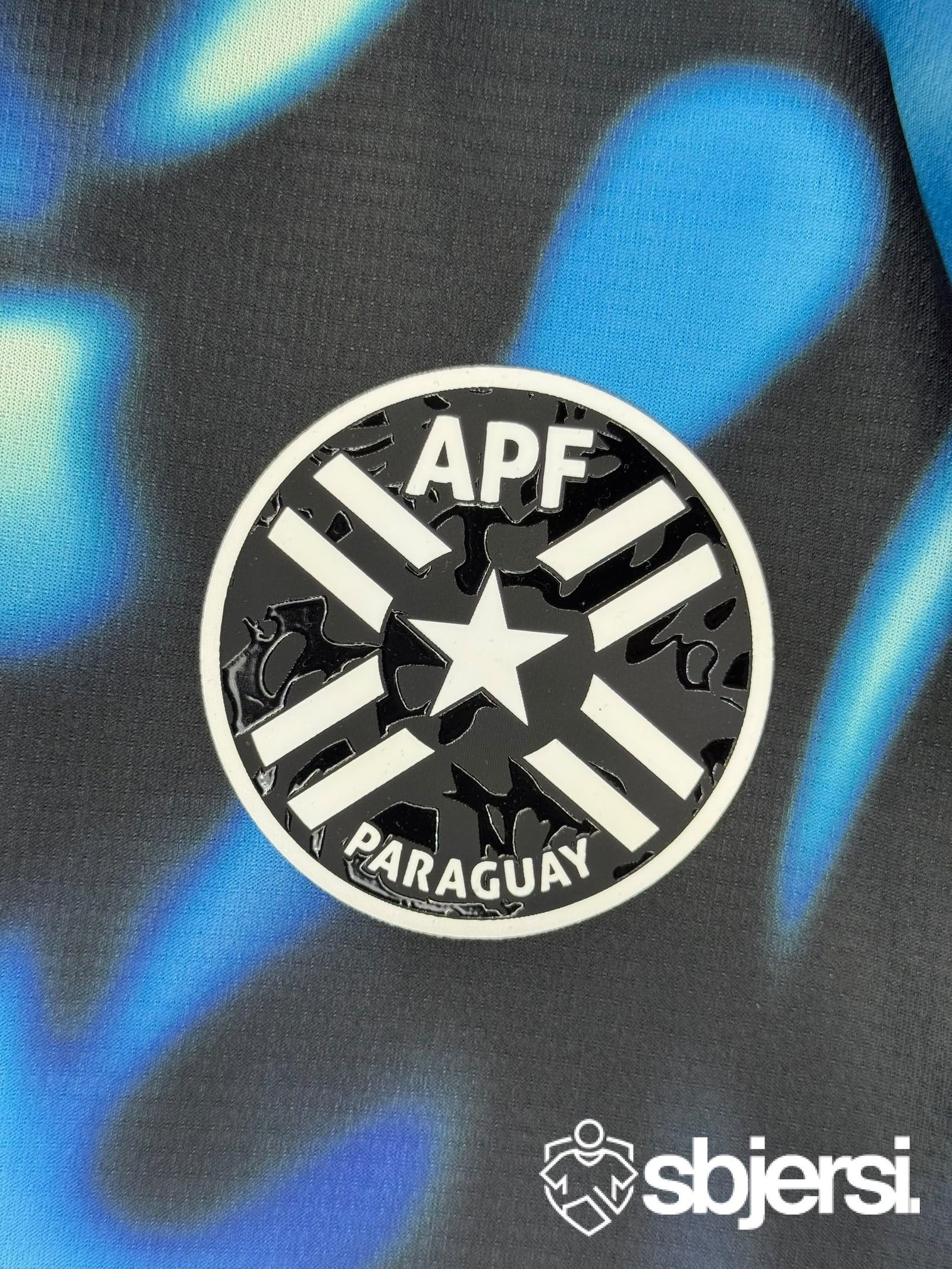 Paraguay Away kit - Fan Issue - Image 3