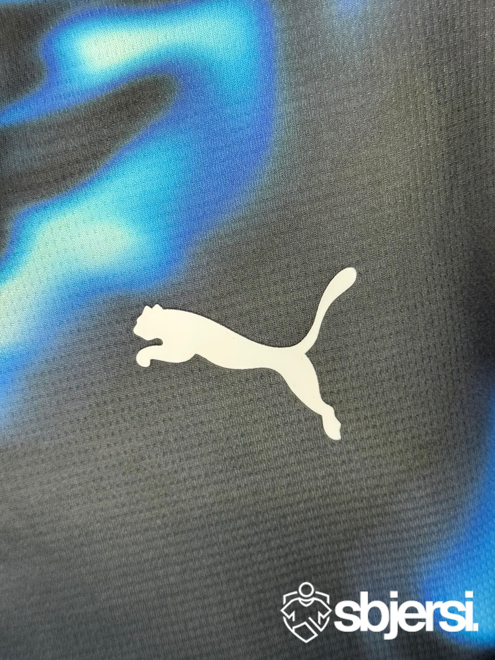 Paraguay Away kit - Fan Issue - Image 4
