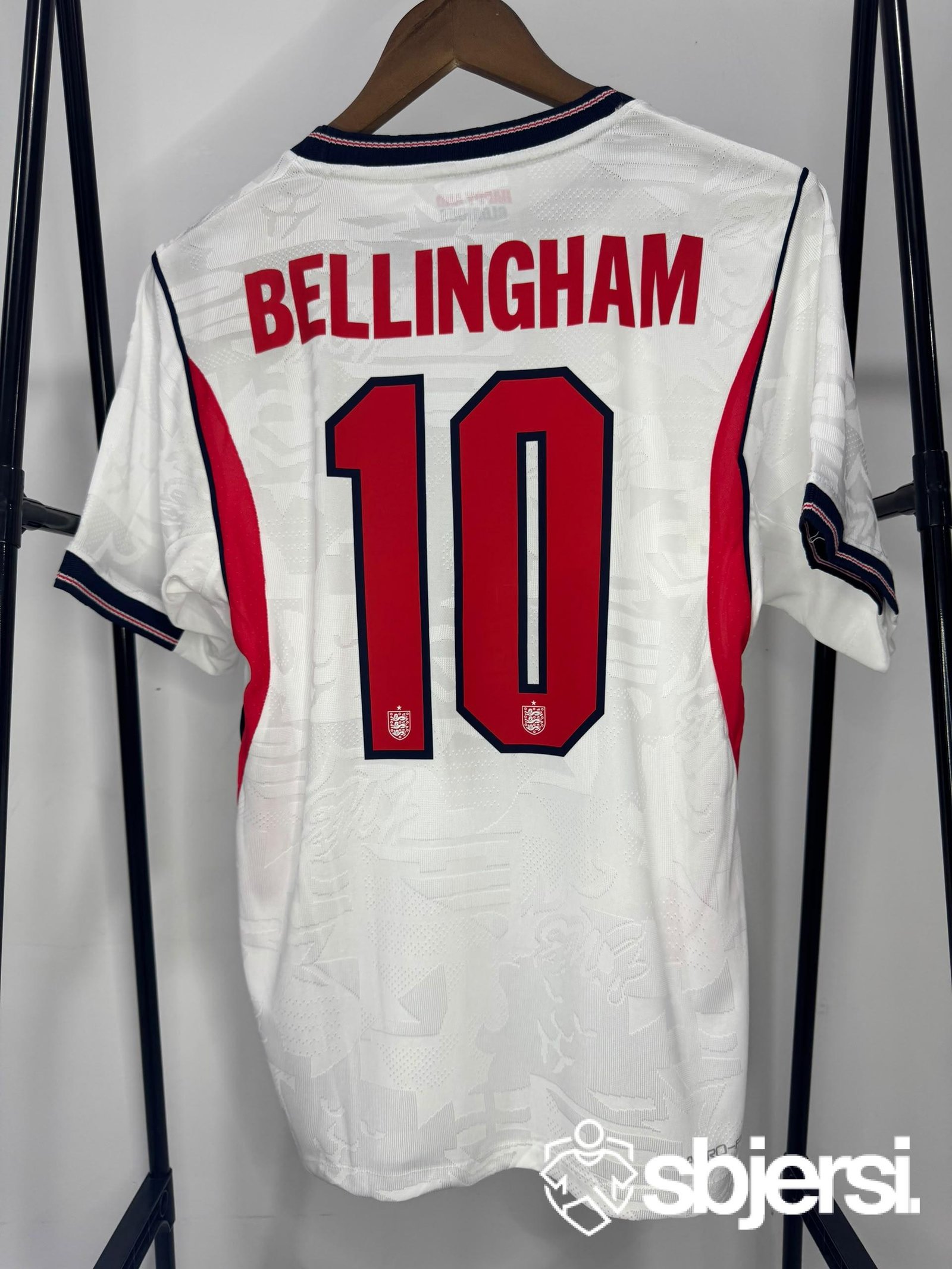 England Home kit (Bellingham) - Player issue - Image 2