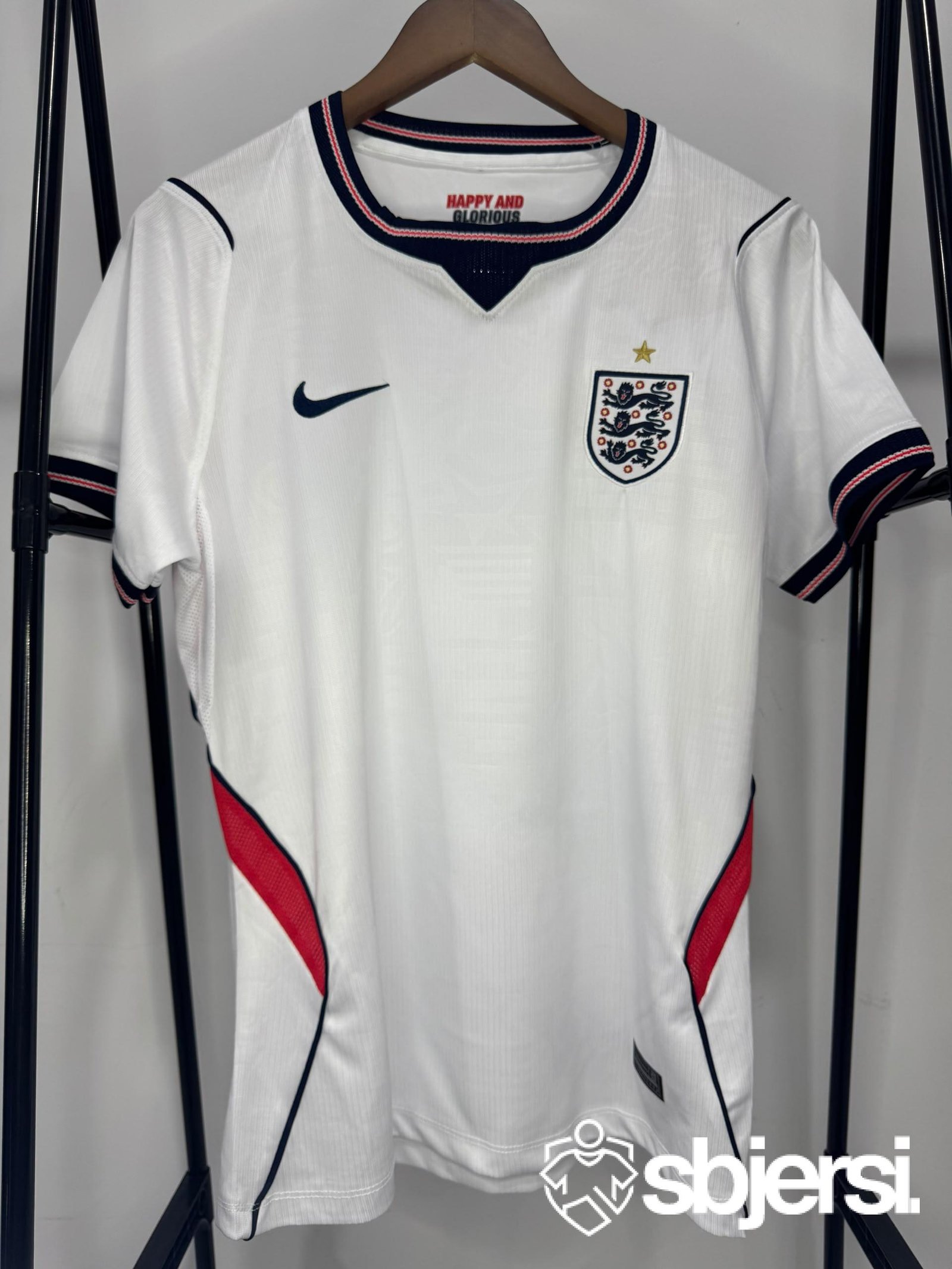 england-home-kit-ladies-fan-issue
