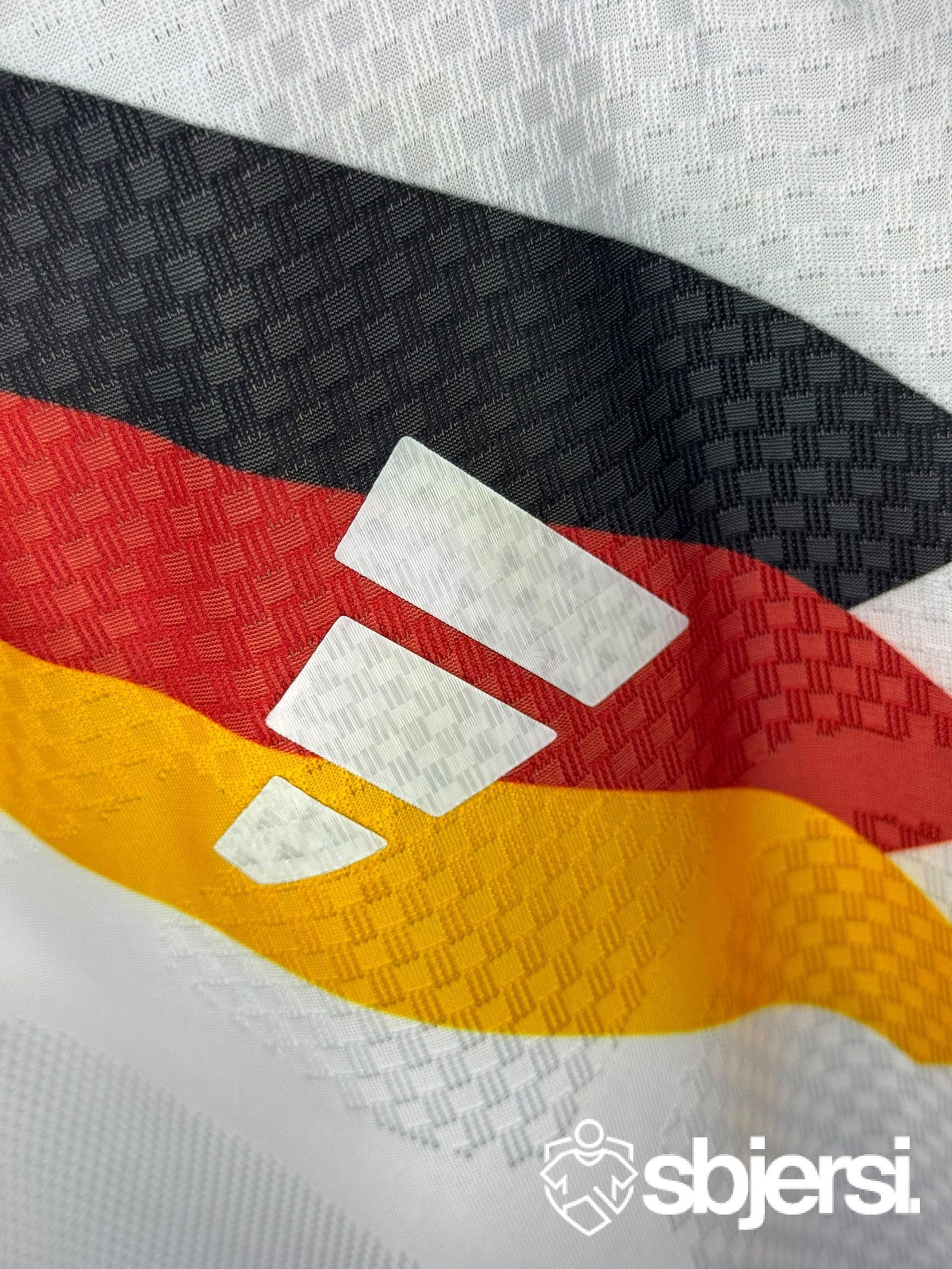 Germany Home kit - Player Issue - Image 4