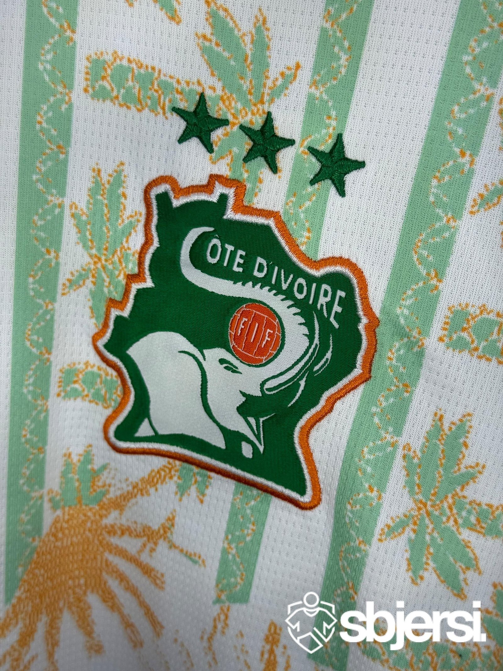 Ivory Coast Away kit - Fan Issue - Image 3